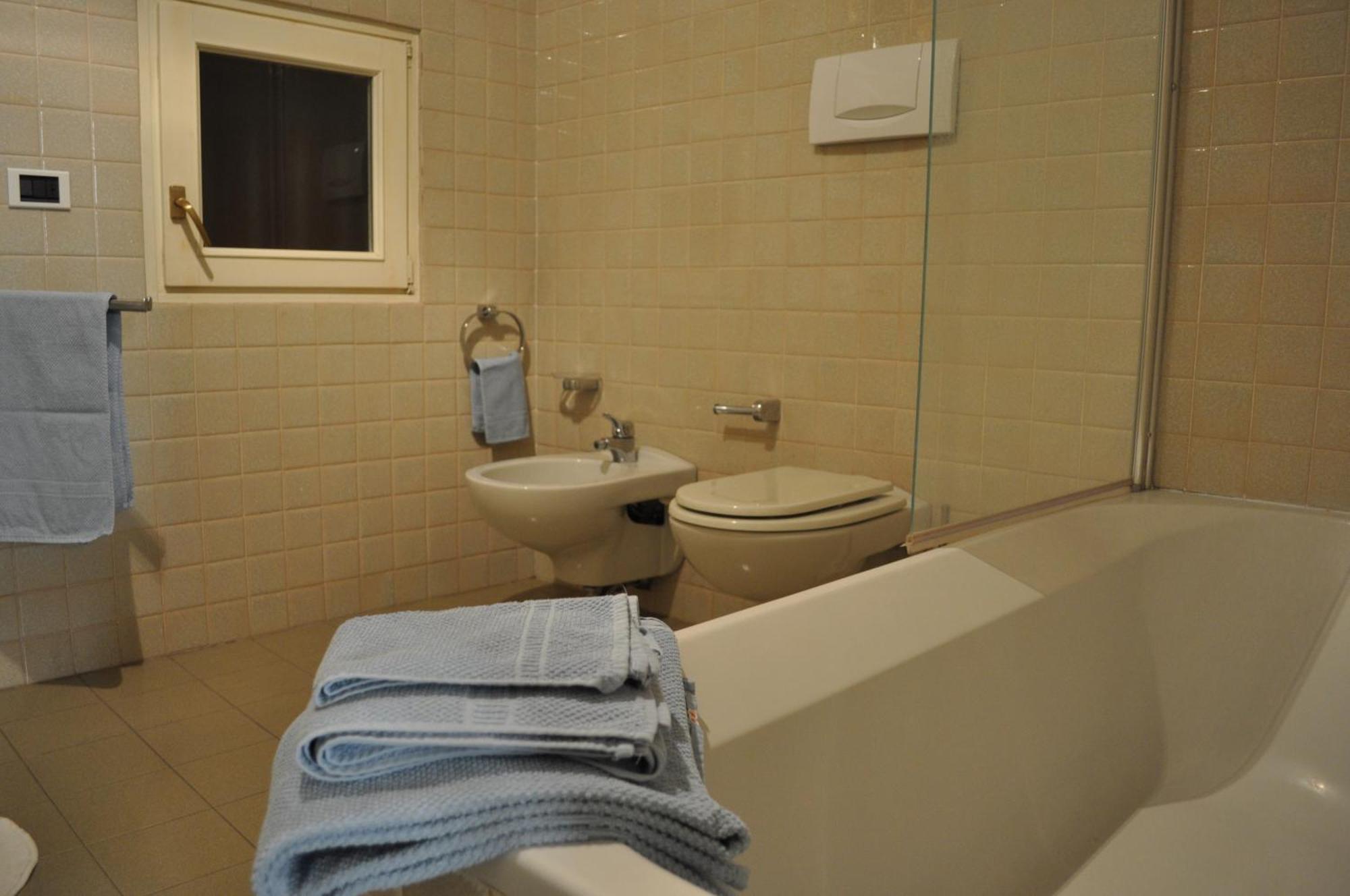 Casa Dei Mercanti Verona Luaran gambar